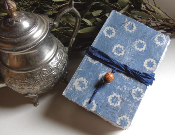 Carnet artisanal vintage vierge, pages en papier coton fait main