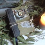 Grimoire vierge, reliure et fabrication artisanales