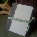 Carnet grimoire artisanal, papier recyclé fait main, pièce unique Carnet grimoire artisanal, papier recyclé fait main, pièce unique