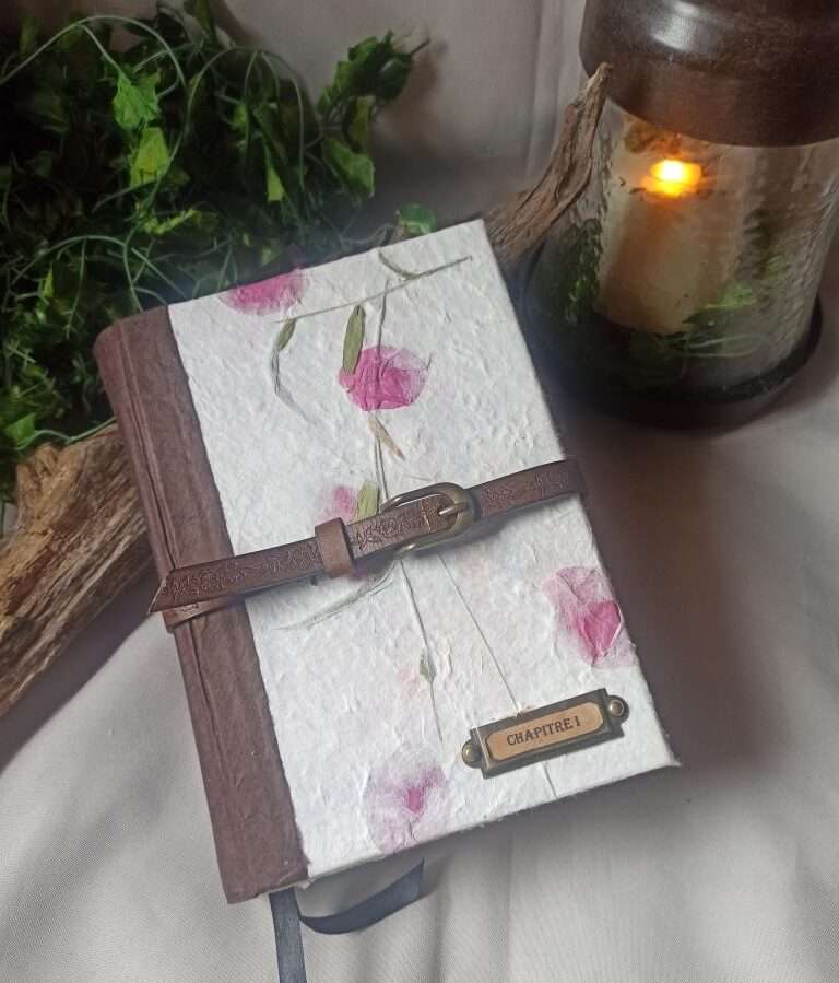 Grimoire, carnet artisanal, papier recyclé fait main