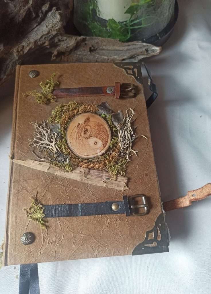 Grimoire, carnet artisanal, papier recyclé fait main