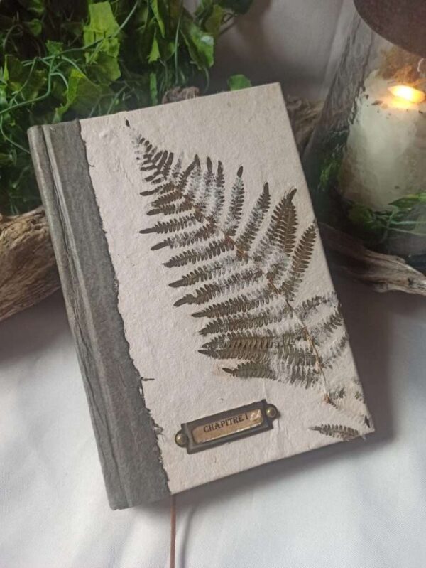 Grimoire, carnet artisanal, papier recyclé fait main