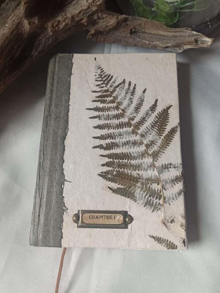 Grimoire, carnet artisanal, papier recyclé fait main