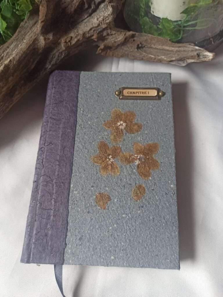 Grimoire, carnet artisanal, papier recyclé fait main