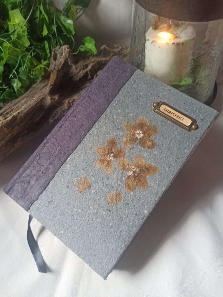 Grimoire, carnet artisanal, papier recyclé fait main