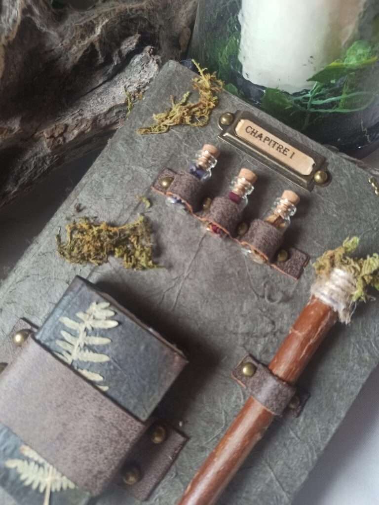 Grimoire, carnet artisanal, papier recyclé fait main