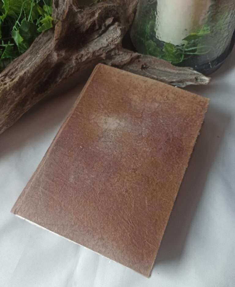 Grimoire, carnet artisanal, papier recyclé fait main