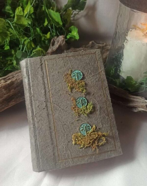 Grimoire, carnet artisanal, papier recyclé fait main