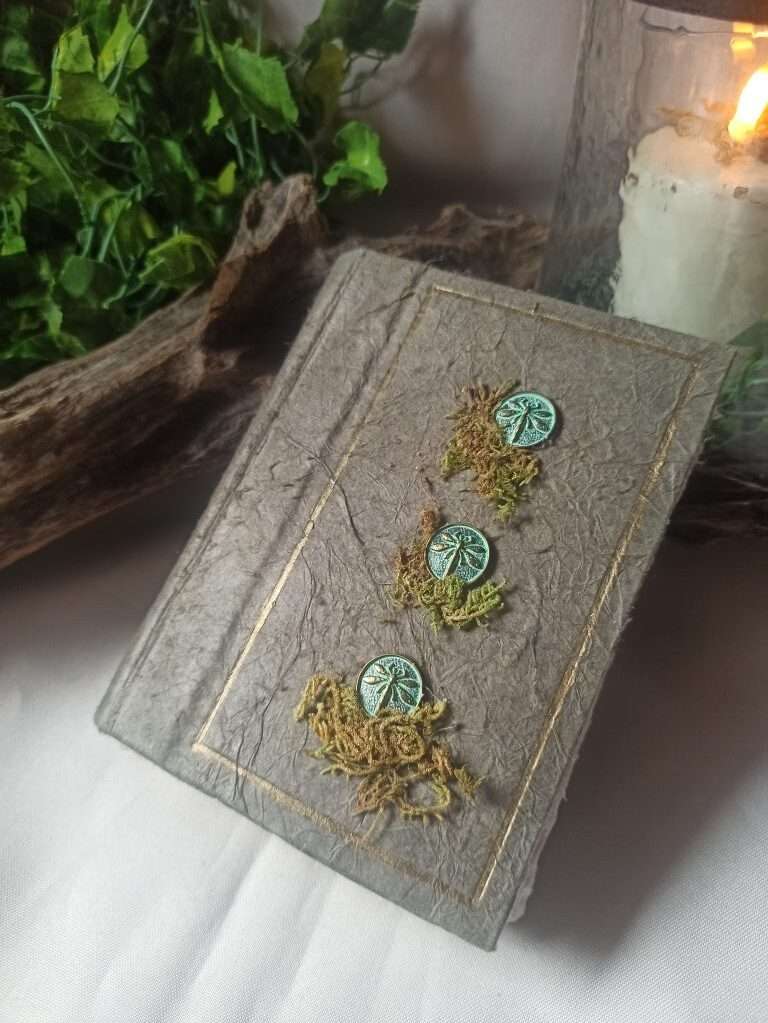 Grimoire, carnet artisanal, papier recyclé fait main