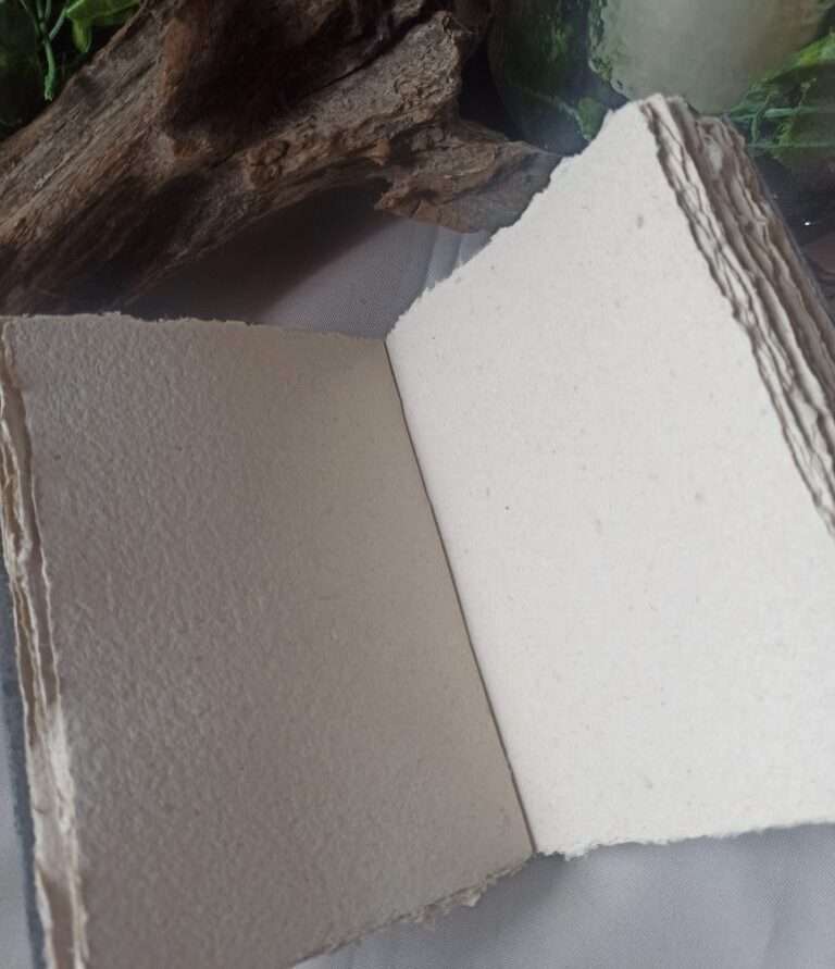 Grimoire, carnet artisanal, papier recyclé fait main
