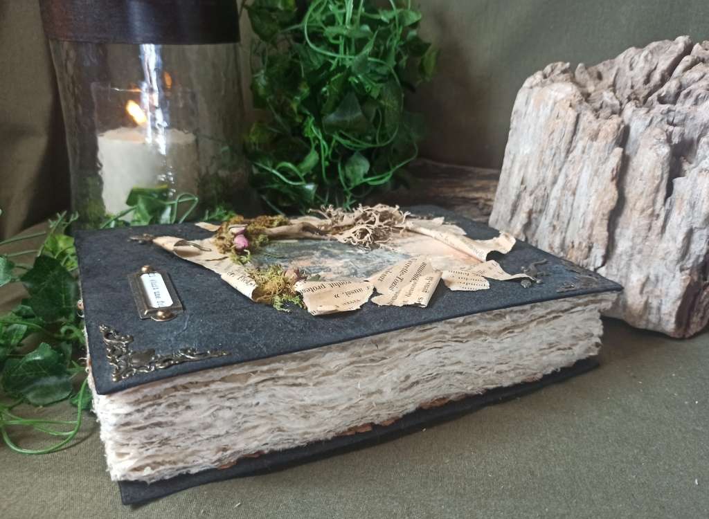 Grimoire artisanal, papier coton recyclé, L'arbre à papier Grimoire artisanal, papier coton recyclé, L'arbre à papier