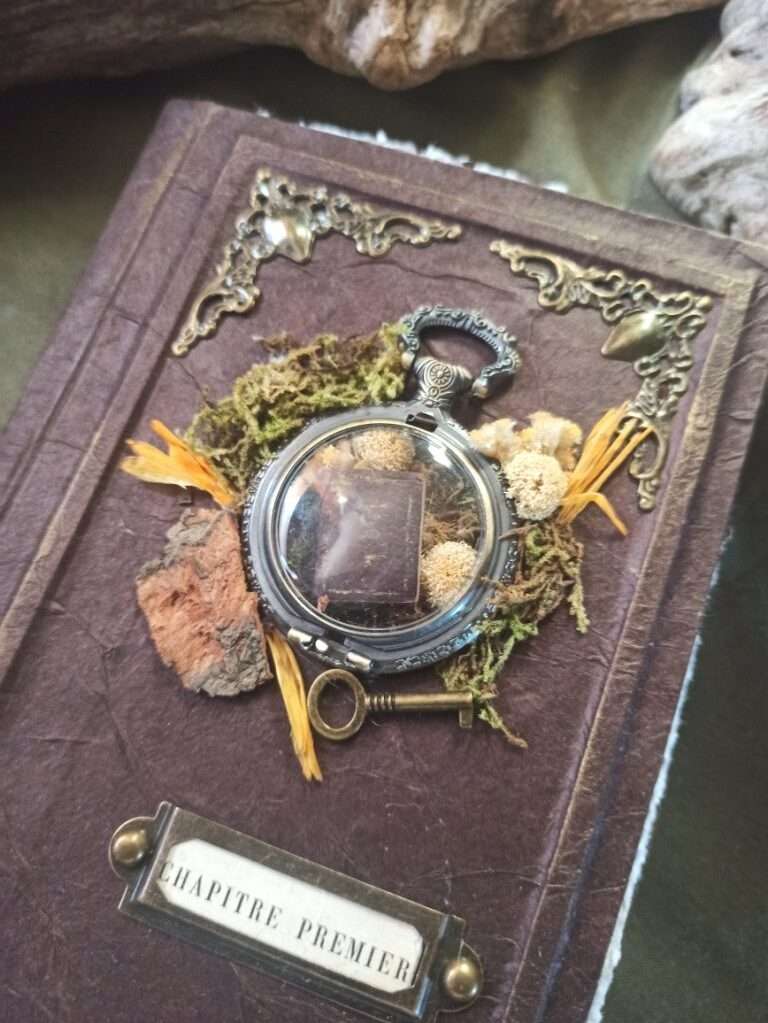 Grimoire artisanal, papier coton recyclé, L'arbre à papier Grimoire artisanal, papier coton recyclé, L'arbre à papier