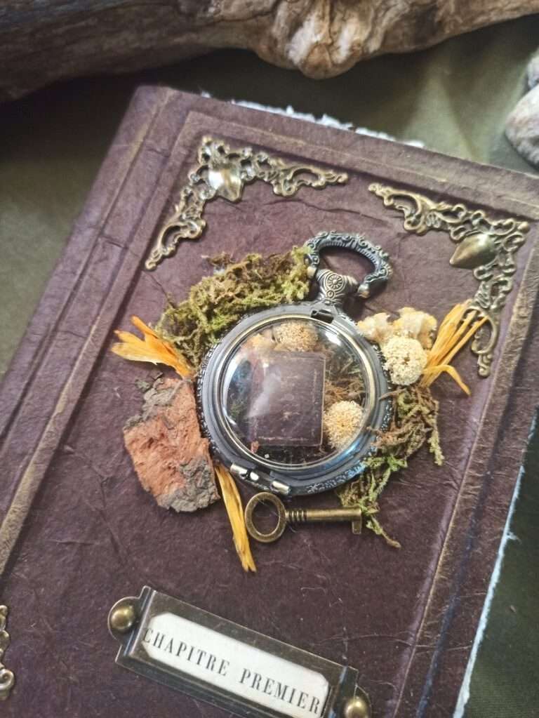 Grimoire artisanal, papier coton recyclé, L'arbre à papier Grimoire artisanal, papier coton recyclé, L'arbre à papier