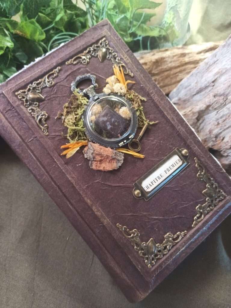 Grimoire artisanal, papier coton recyclé, L'arbre à papier Grimoire artisanal, papier coton recyclé, L'arbre à papier