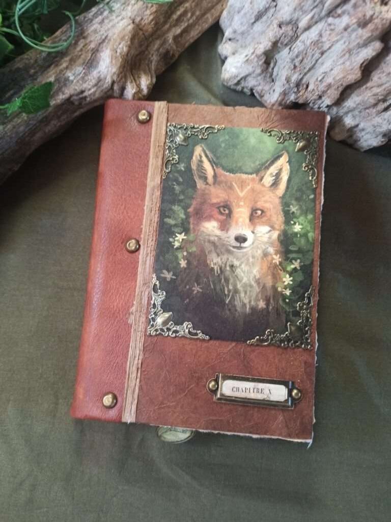 Grimoire artisanal, papier fait main à l'atelier, reliure artisanale, L'arbre à papier Grimoire artisanal, papier fait main à l'atelier, reliure artisanale, L'arbre à papier