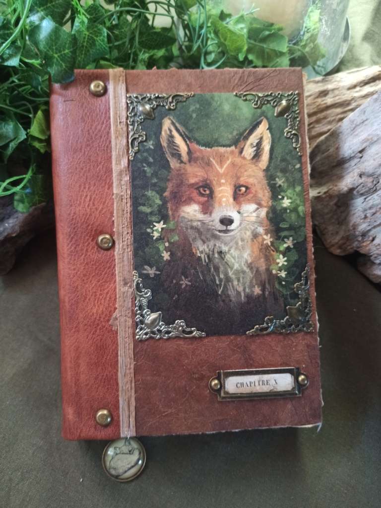 Grimoire artisanal, papier fait main à l'atelier, reliure artisanale, L'arbre à papier Grimoire artisanal, papier fait main à l'atelier, reliure artisanale, L'arbre à papier