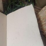 Grimoire artisanal, papier fabriqué à la main à l'atelier, reliure artisanale