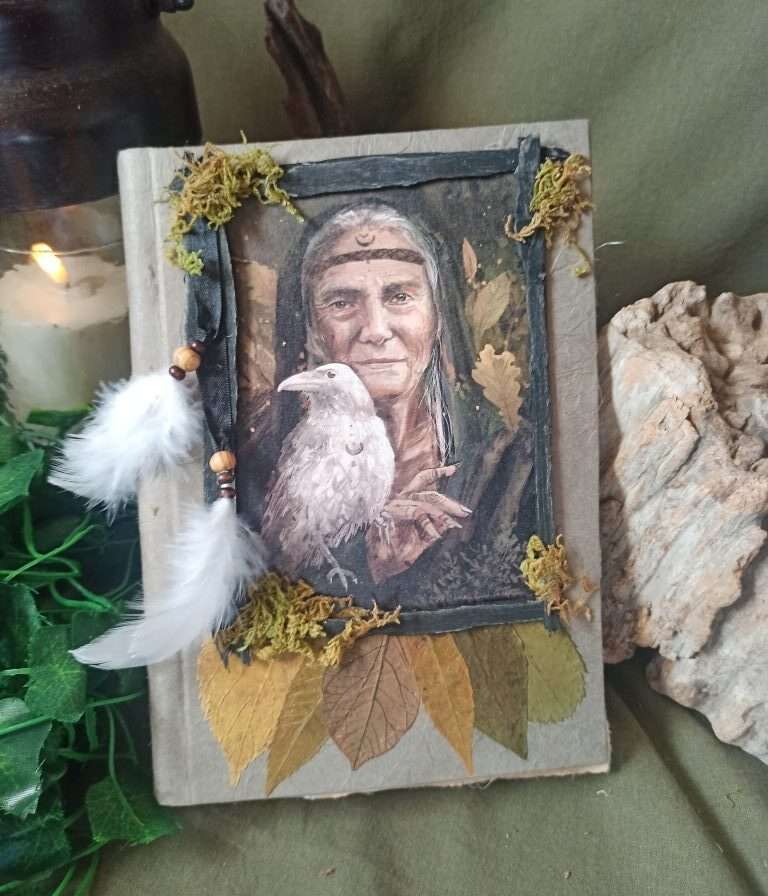 Le grimoire de Luthnor (Danseuse des feuilles étoilées)(2)