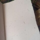Grimoire artisanal, papier fabriqué à la main à l'atelier, reliure artisanale