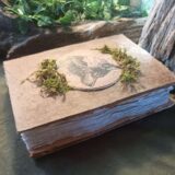 Grimoire artisanal, papier fait main à l'atelier, reliure artisanale, L'arbre à papier Grimoire artisanal, papier fait main à l'atelier, reliure artisanale, L'arbre à papier