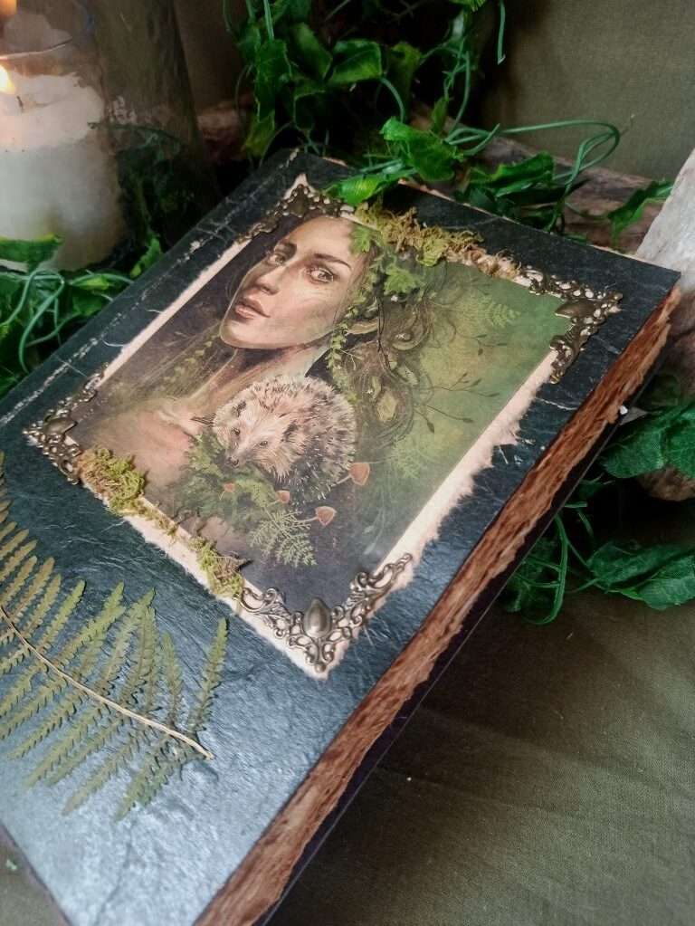 Grimoire artisanal, papier coton recyclé, reliure artisanale, L'arbre à papier